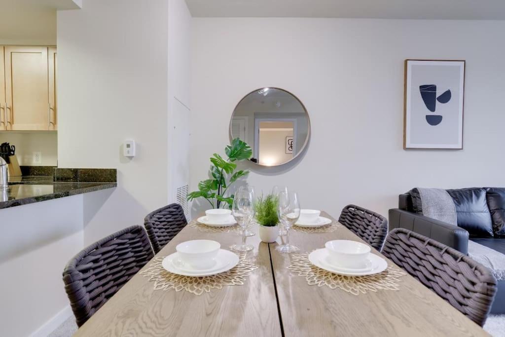 Condo With Gym And Pool In Pentagon City 8Min To Dca Arlington Eksteriør billede