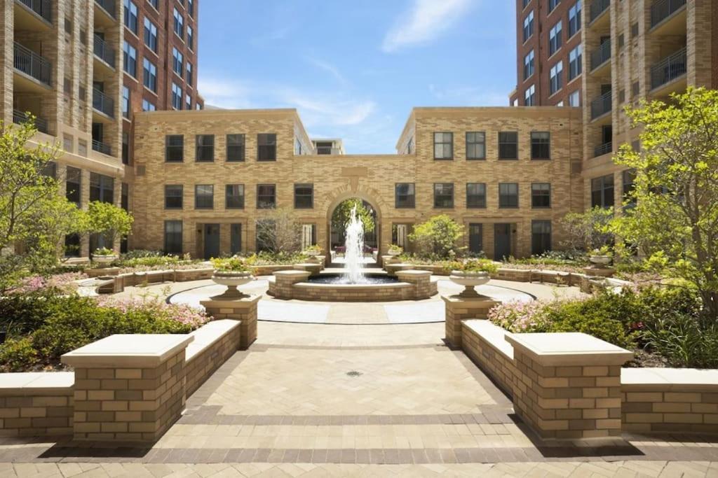 Condo With Gym And Pool In Pentagon City 8Min To Dca Arlington Eksteriør billede