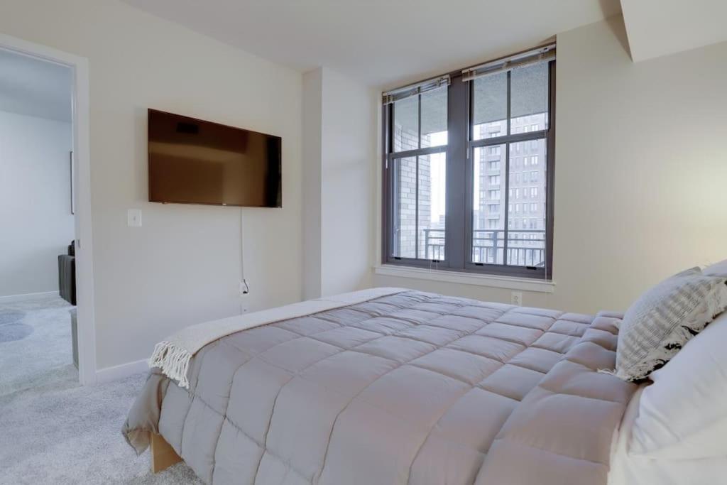 Condo With Gym And Pool In Pentagon City 8Min To Dca Arlington Eksteriør billede