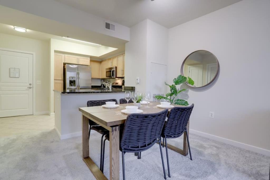 Condo With Gym And Pool In Pentagon City 8Min To Dca Arlington Eksteriør billede